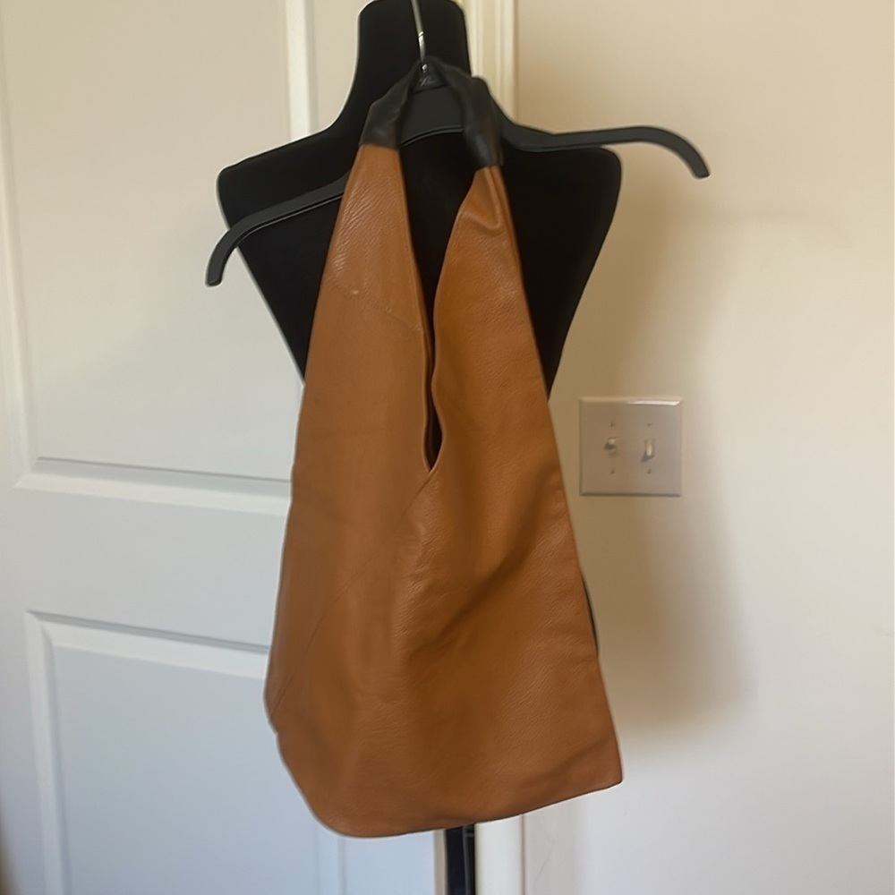 NWOT Borse In Pelle Genuine Leather Shoulder Slouch Bag Coin Purse NWOT
